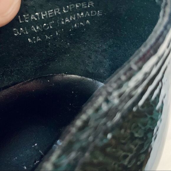 Karen Scott Black Patent Leather Heels Size 7.5M - Picture 9 of 13